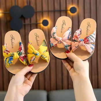 Детские тапочки для девочек, вьетнамки с цветочным узором, Летняя детская мягкая нескользящая детская пляжная обувь на плоской подошве, милые тапочки для малышей